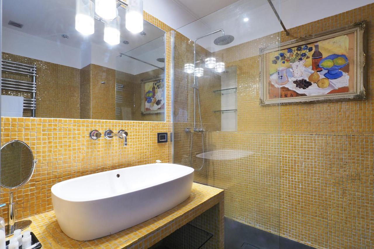 Maison Cusani - Brera Exclusive Apartment มิลาน ภายนอก รูปภาพ